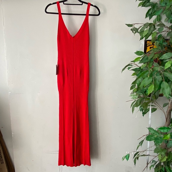 NWT•En Saison Red Ribbed Knit Midi Dress Medium Sleeveless Bodycon V-Neck Party - Picture 3 of 10